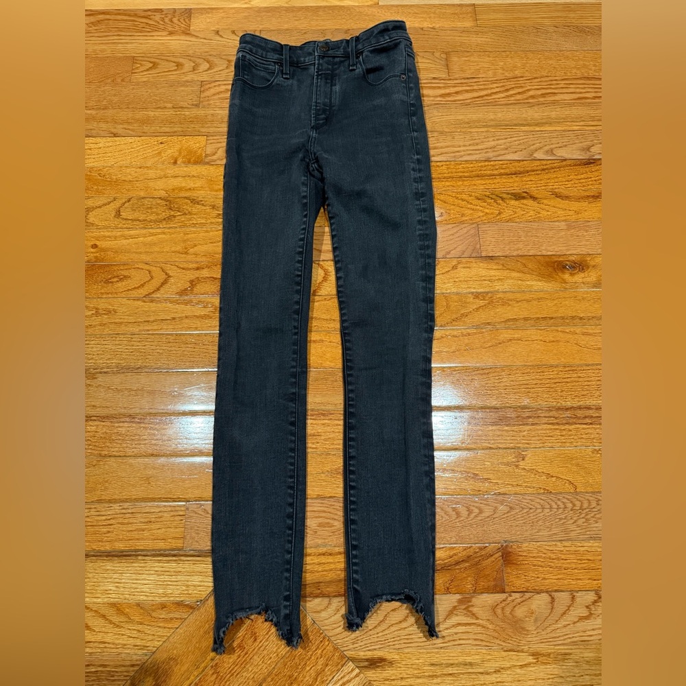 Abercrombie & Fitch size 24-00 Black Simone high rise Ankle Cropped Jeans
